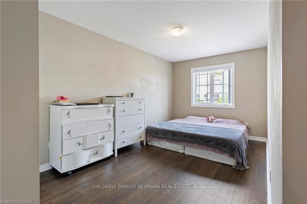 28 Jeffrey Dr