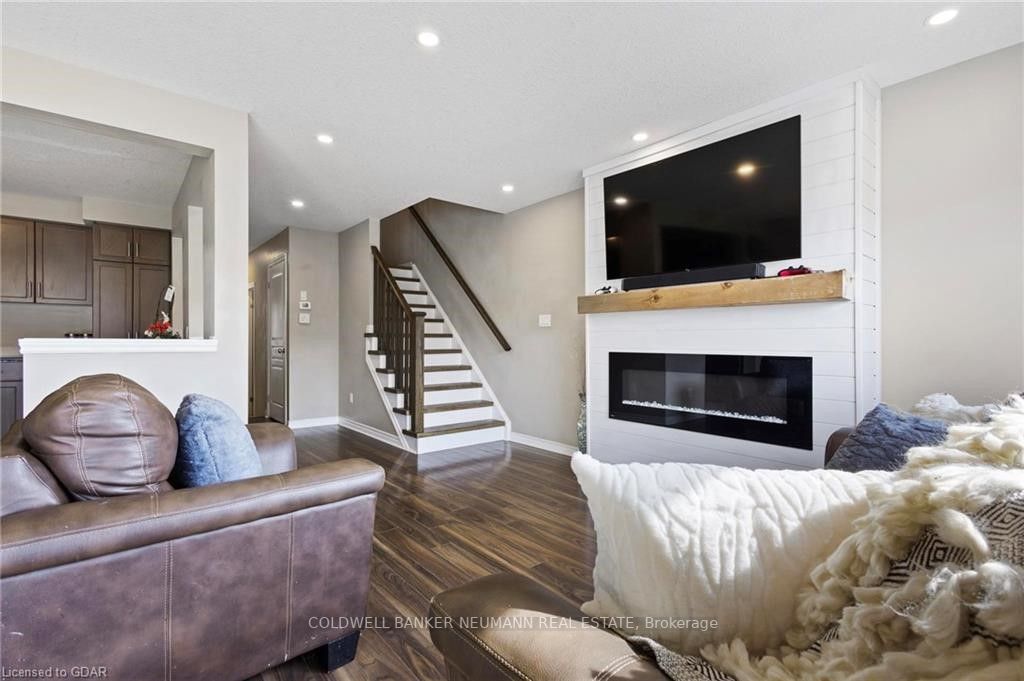 28 Jeffrey Dr