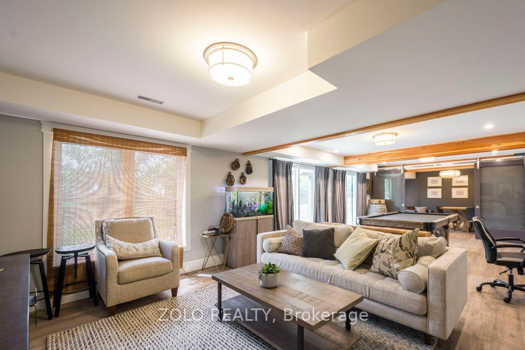 19009 Loyalist Pkwy