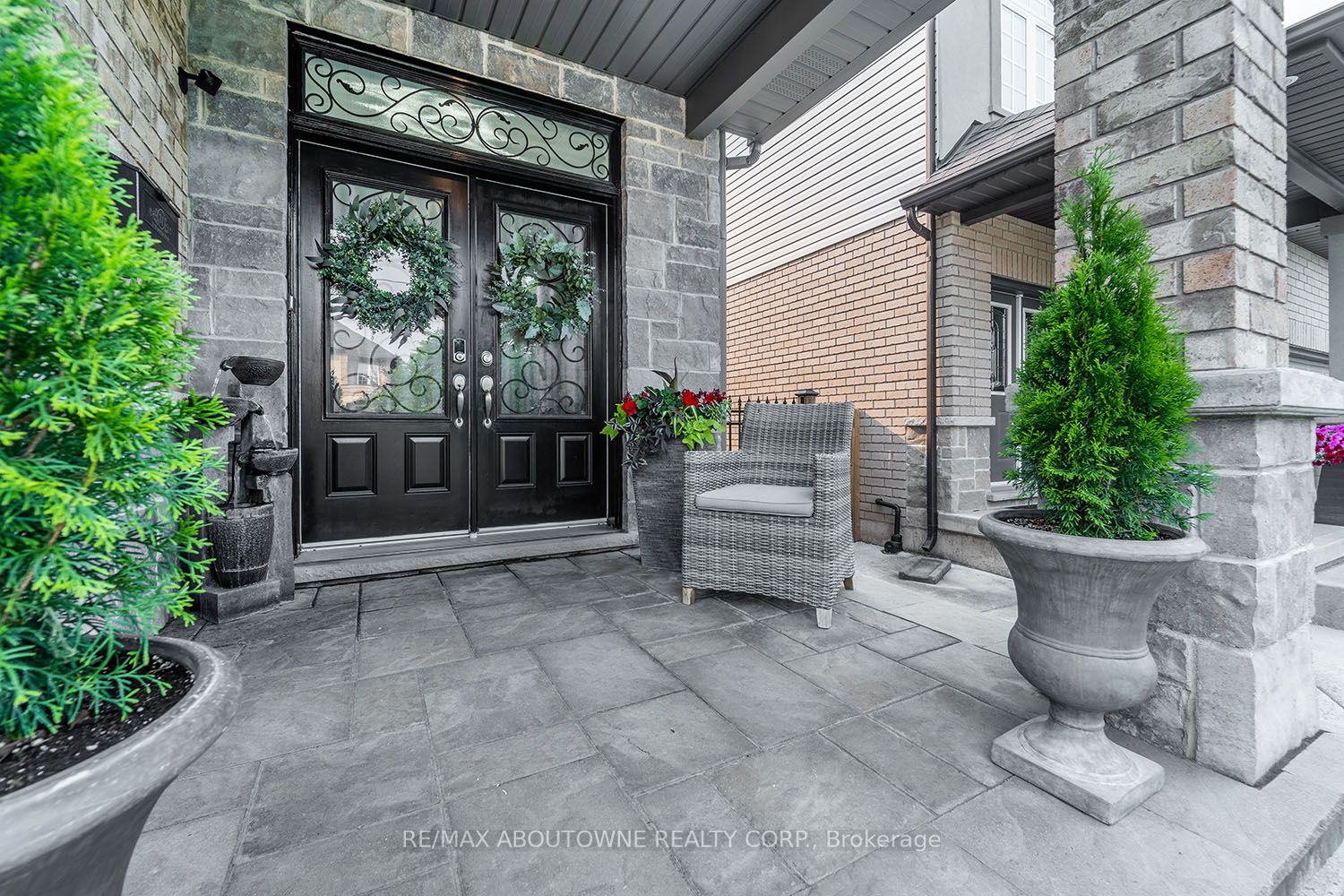 31 Warwick Rd