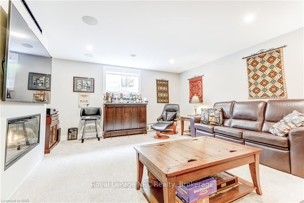 8974 Willoughby Drive, #49