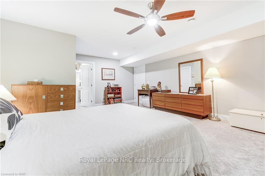 8974 Willoughby Drive, #49