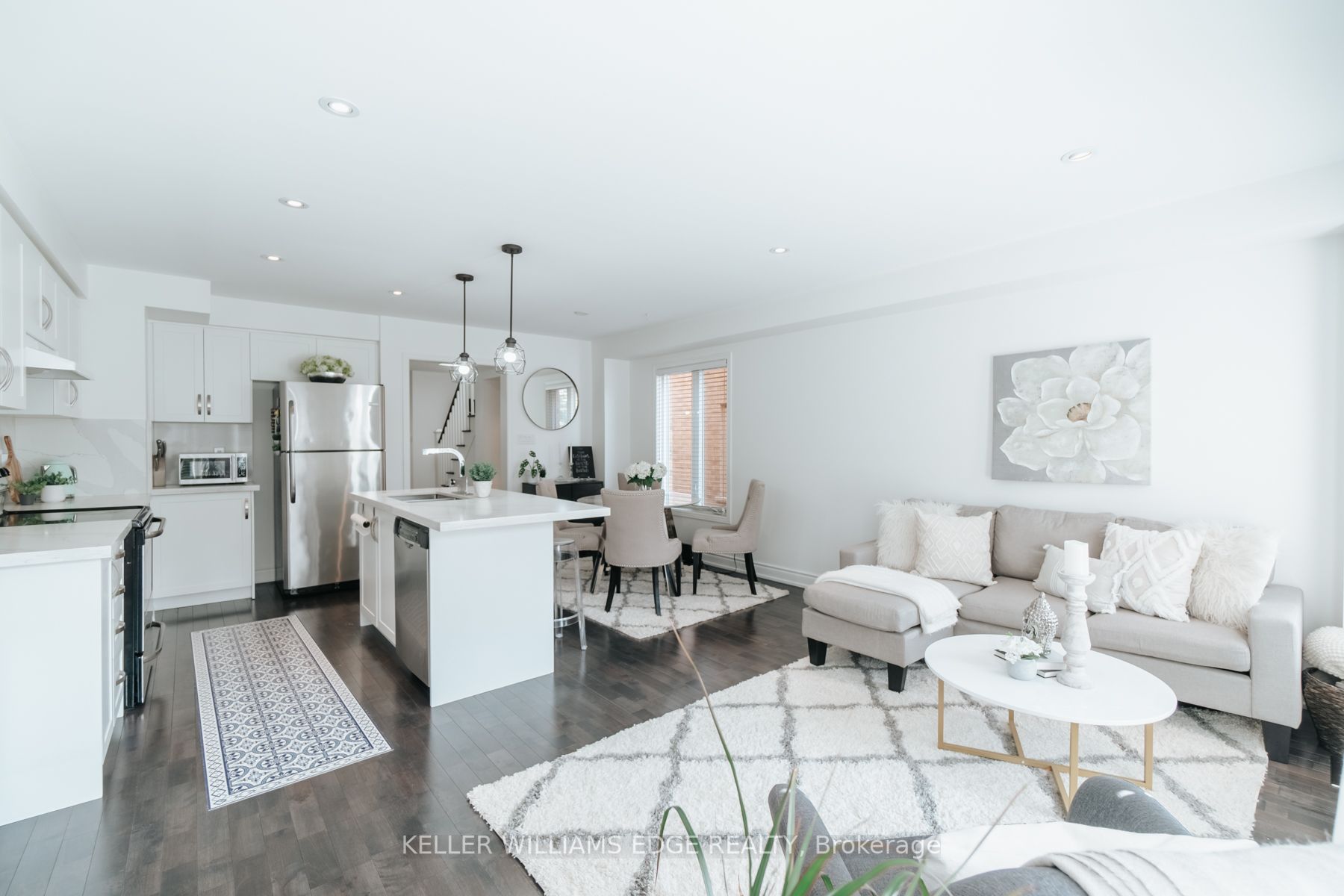 43 Humphrey St