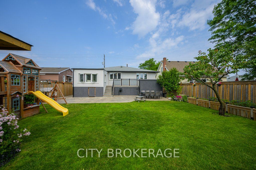 290 Green Rd