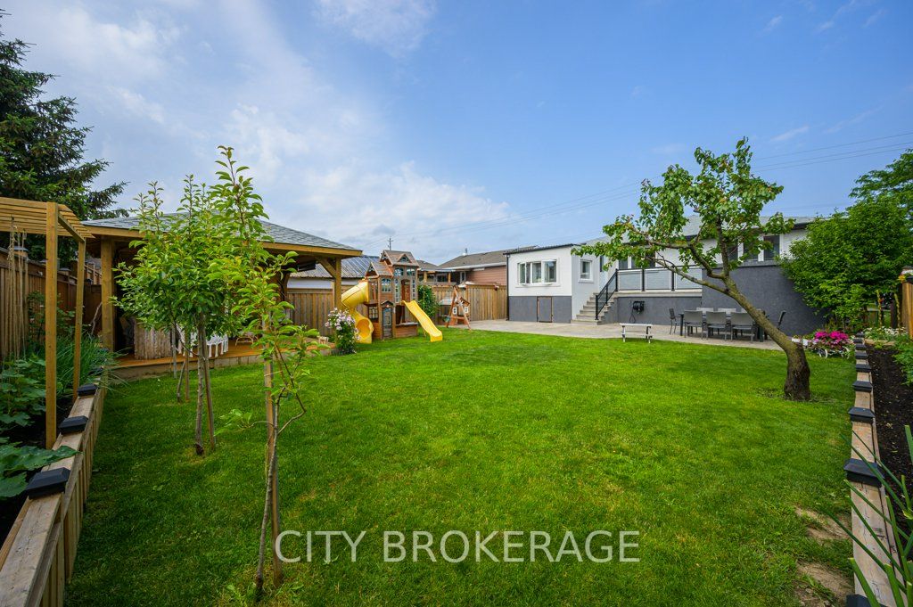 290 Green Rd