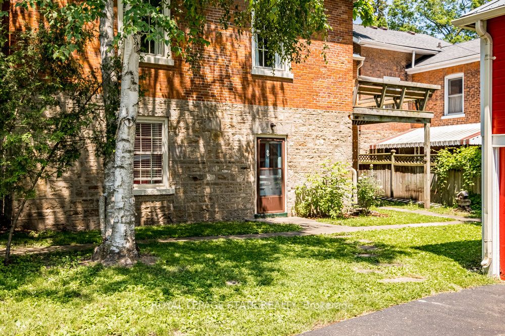 46 Melville St