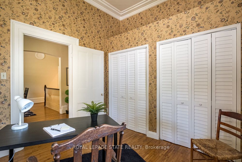 46 Melville St