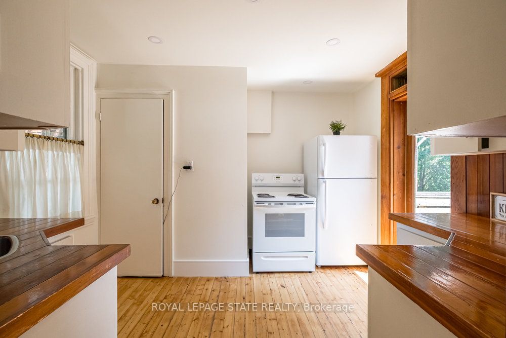 46 Melville St