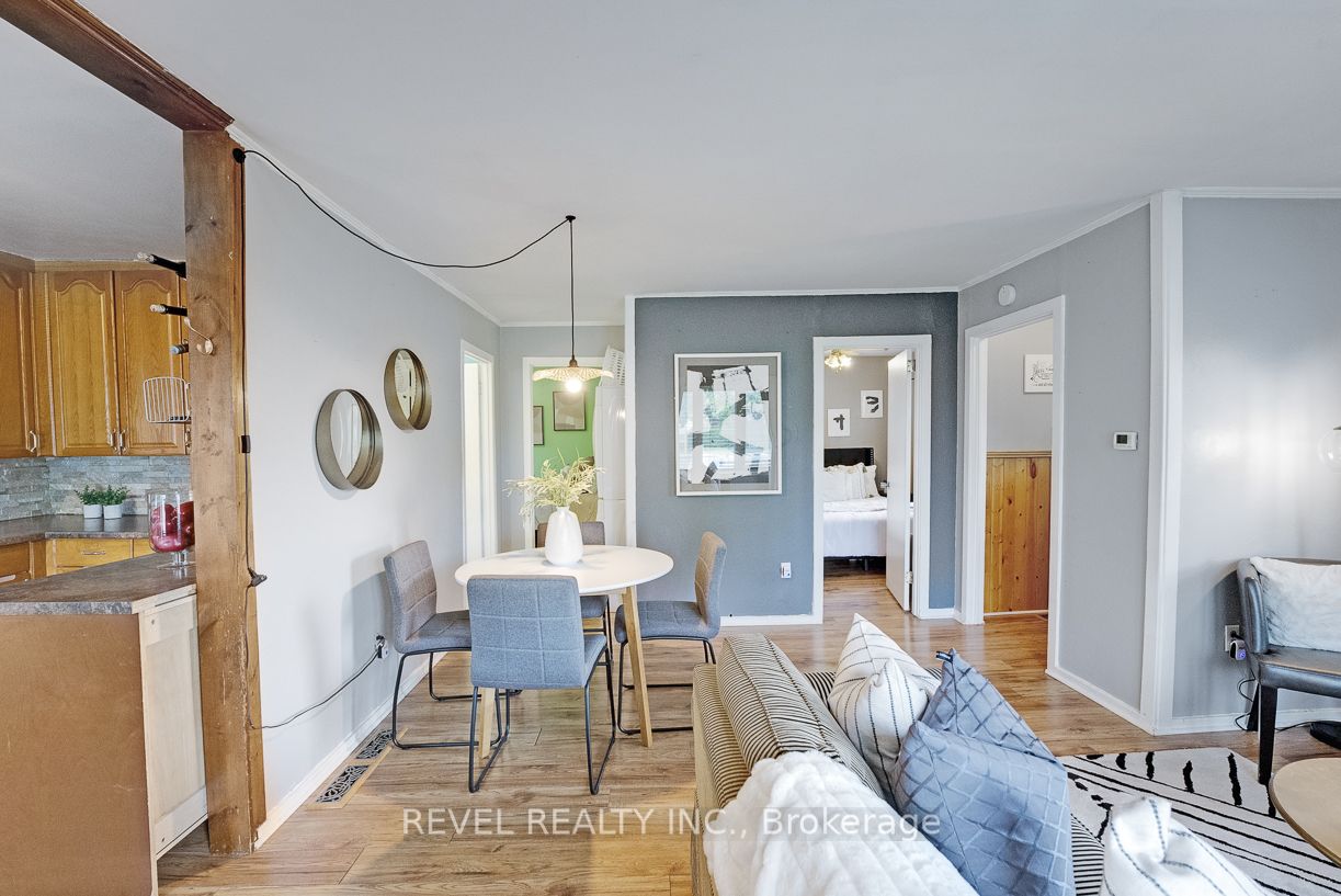 16 Lancaster Ave