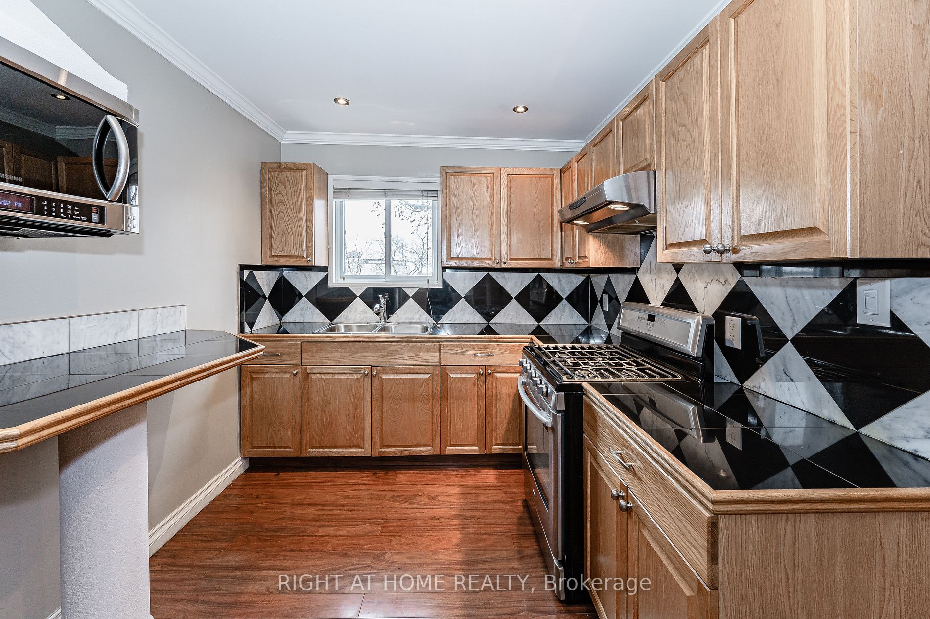 1 Arkledun Avenue
