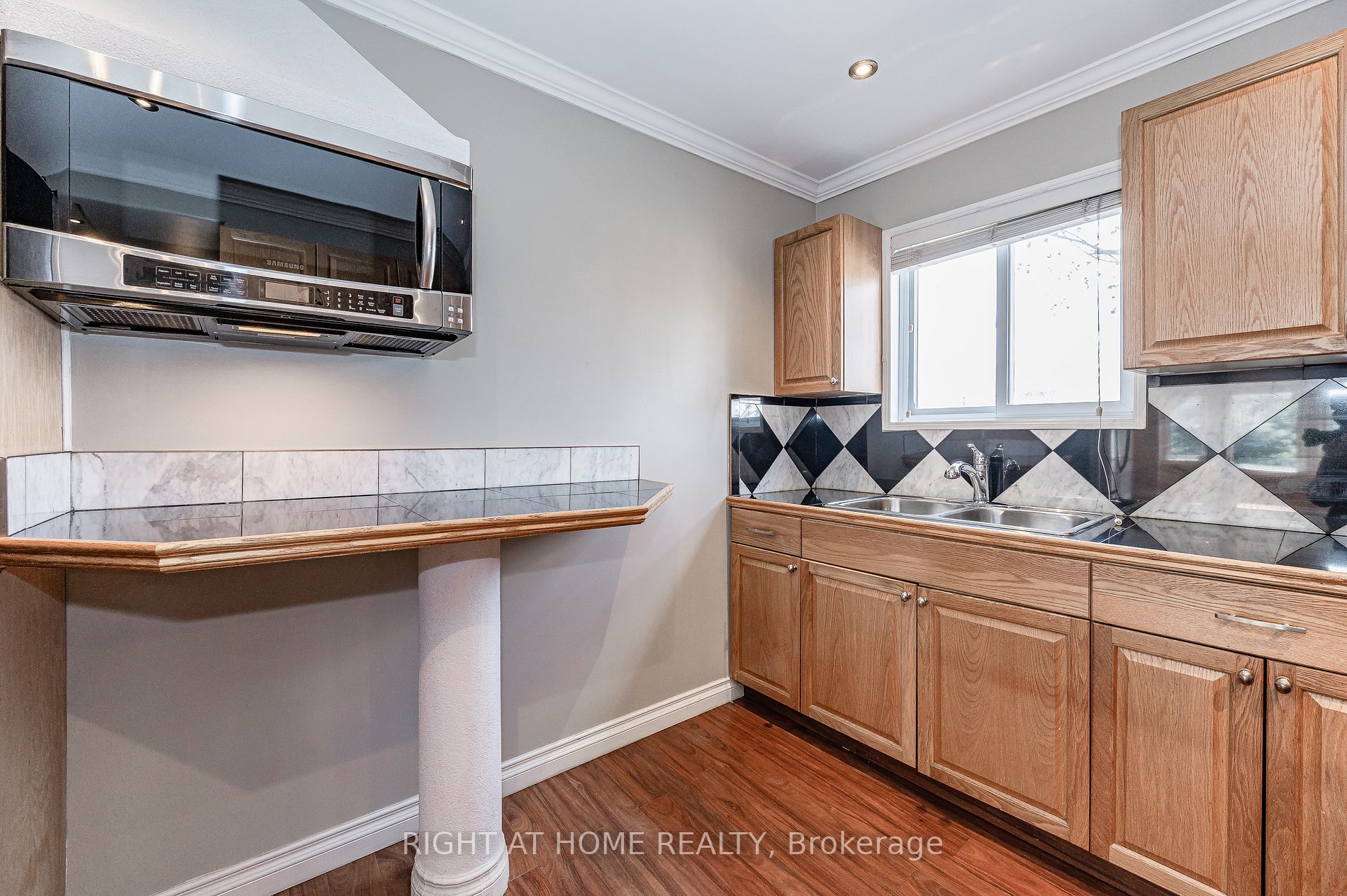 1 Arkledun Avenue