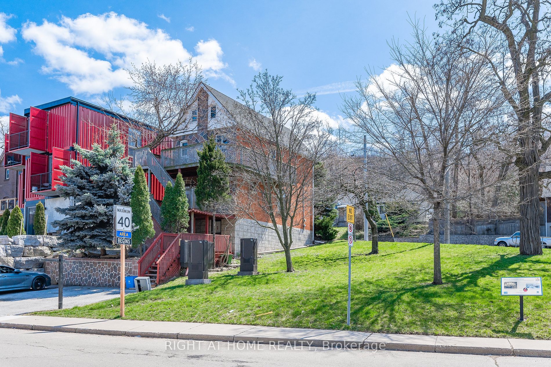 1 Arkledun Avenue