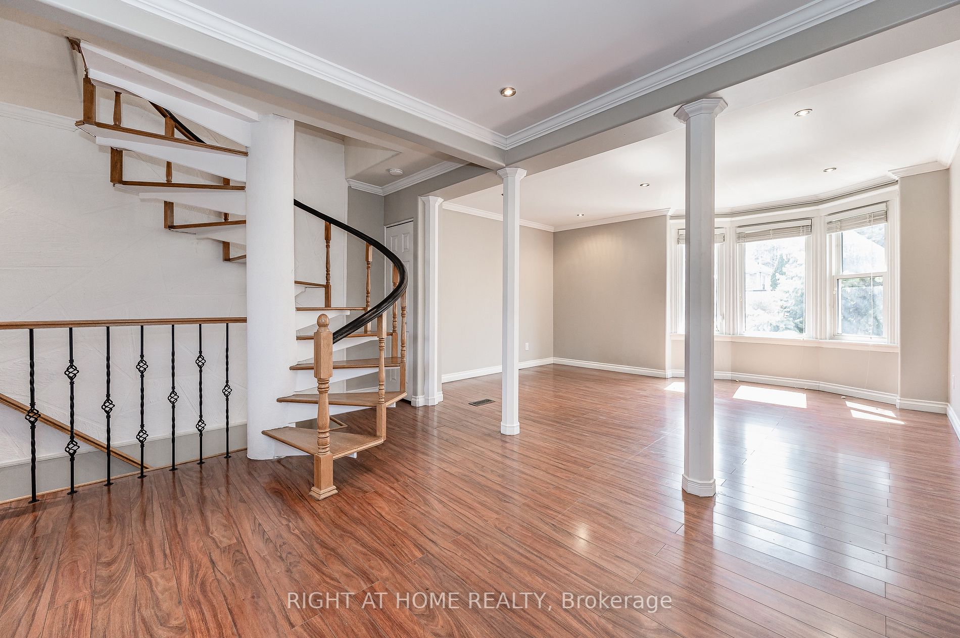 1 Arkledun Avenue