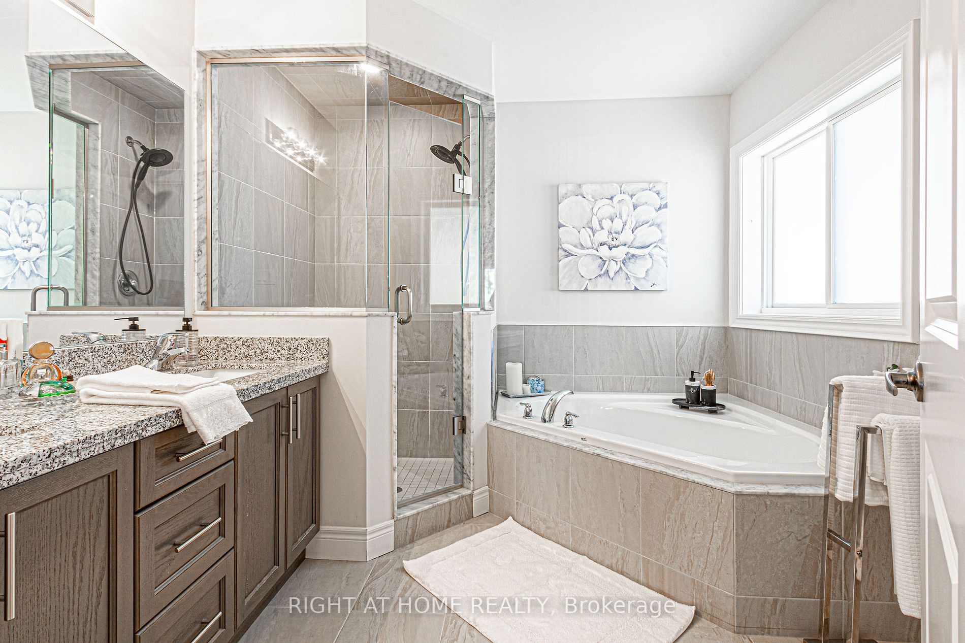1261 Mohawk Rd W, #3