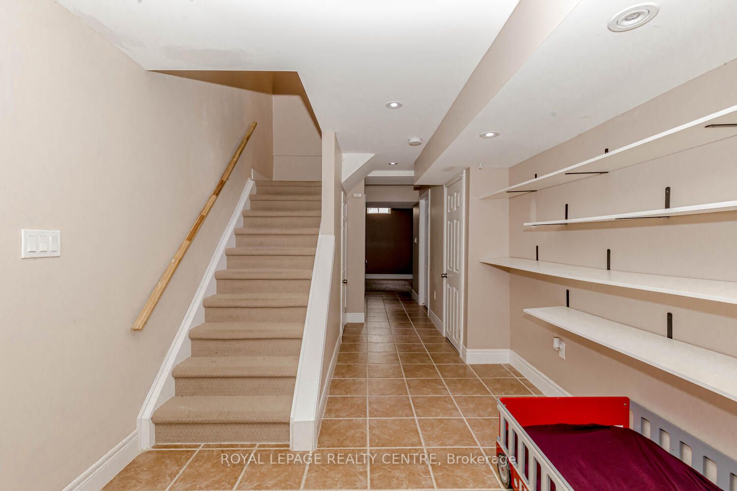 20 Pisa Drive, #8