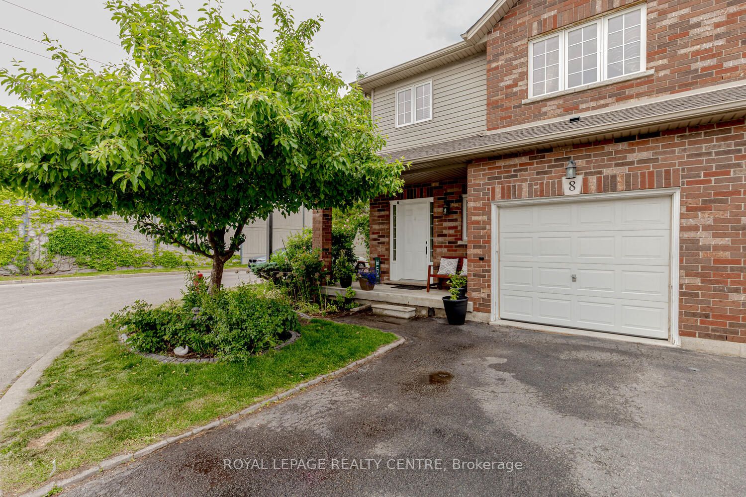 20 Pisa Drive, #8