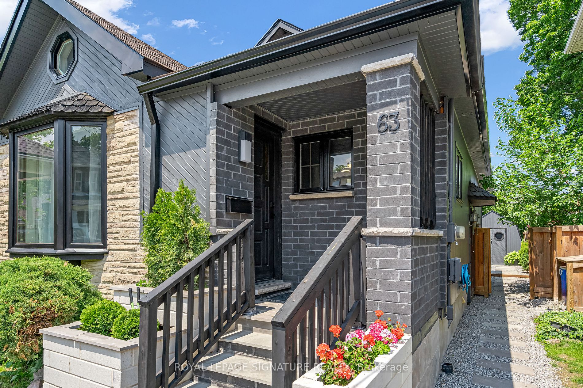 63 Lowell Ave