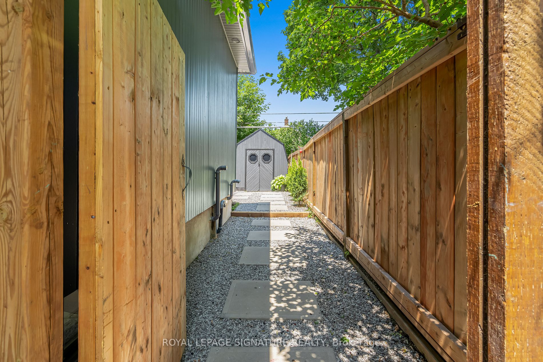 63 Lowell Ave