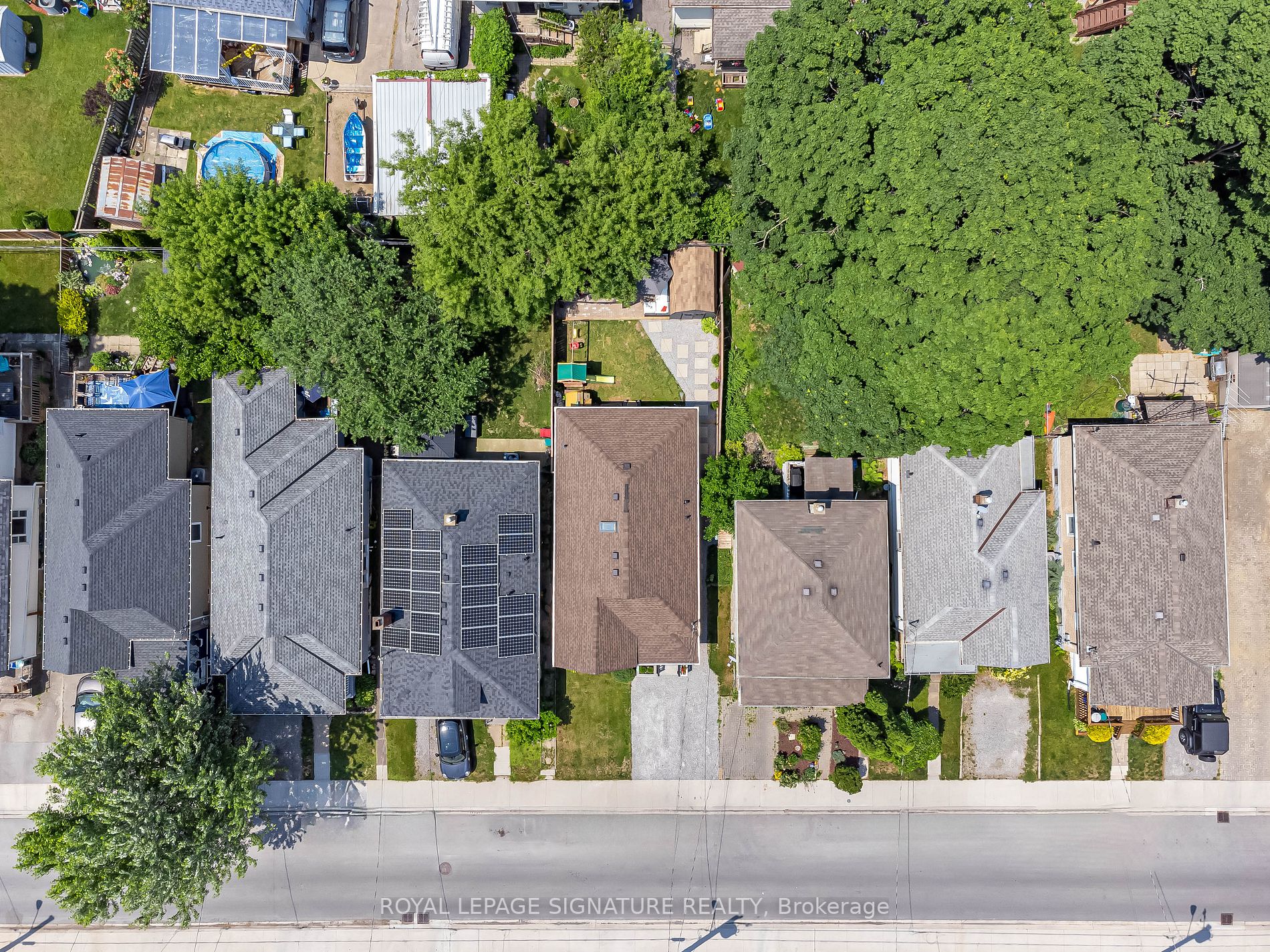 63 Lowell Ave