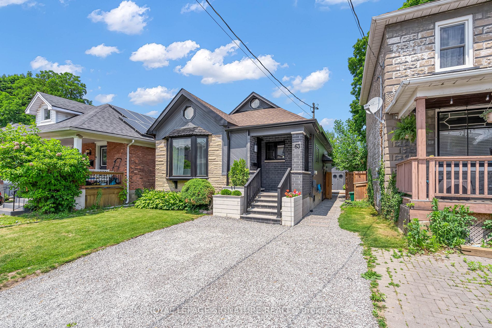 63 Lowell Ave