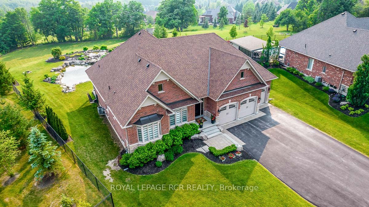 17 Nature's Landing Dr