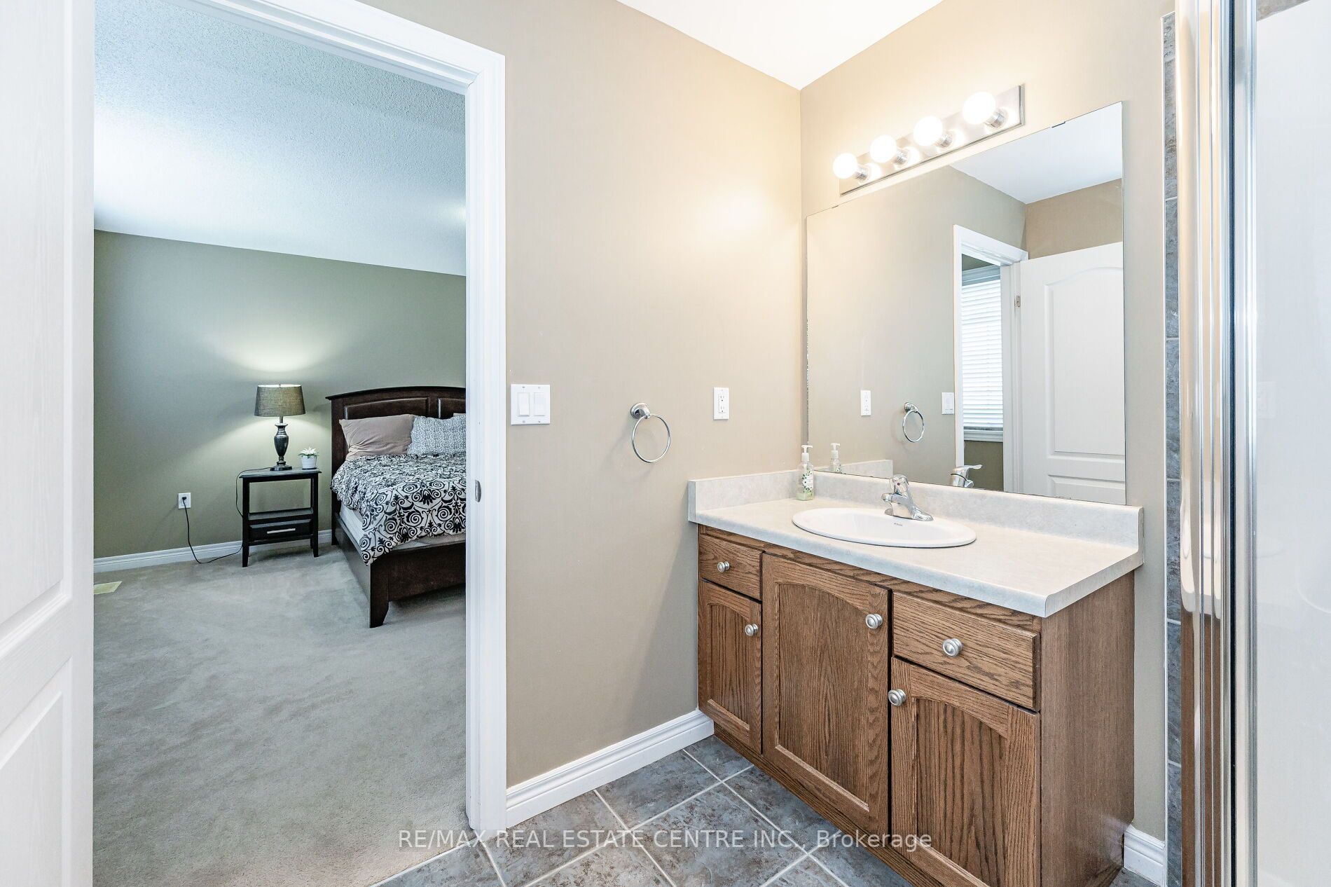 25 Ivybridge Drive, #9