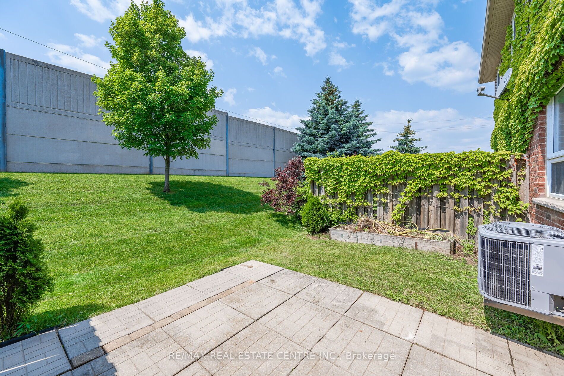 25 Ivybridge Drive, #9