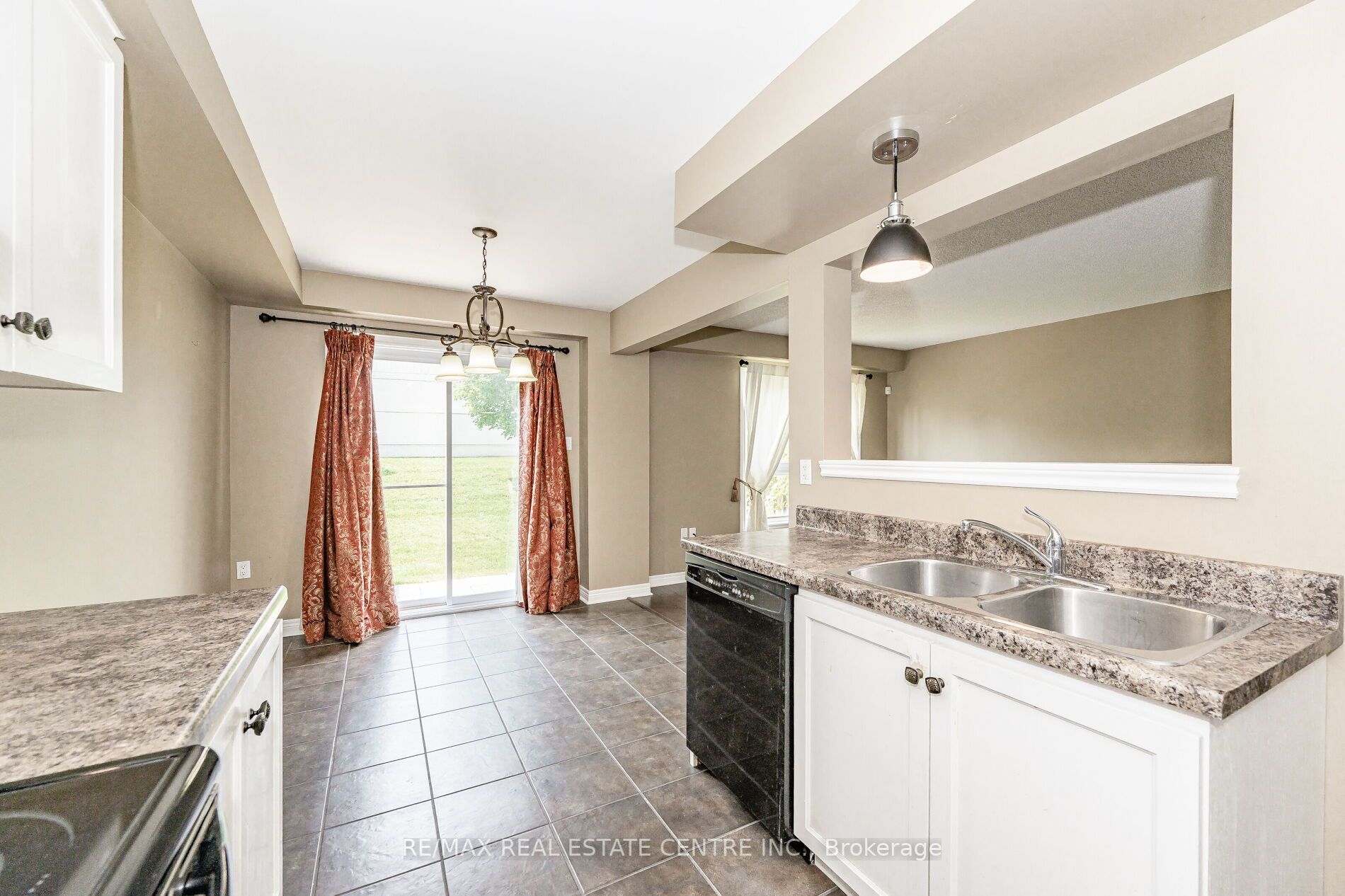 25 Ivybridge Drive, #9