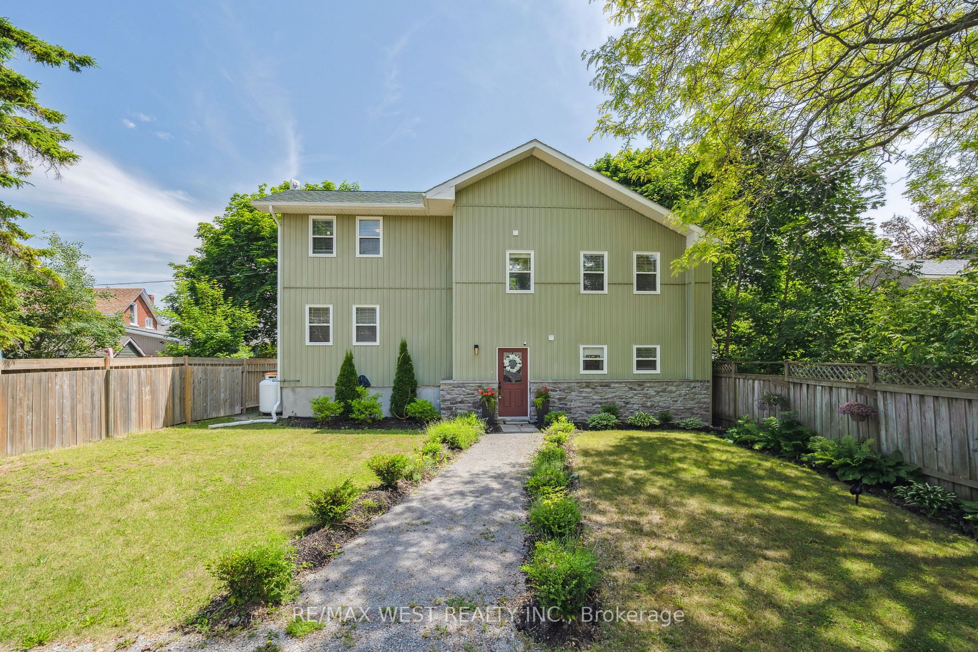 Listing X6204236 - Large Photo # 1