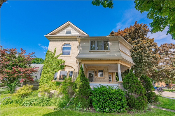 78 Arthur St S, Woolwich