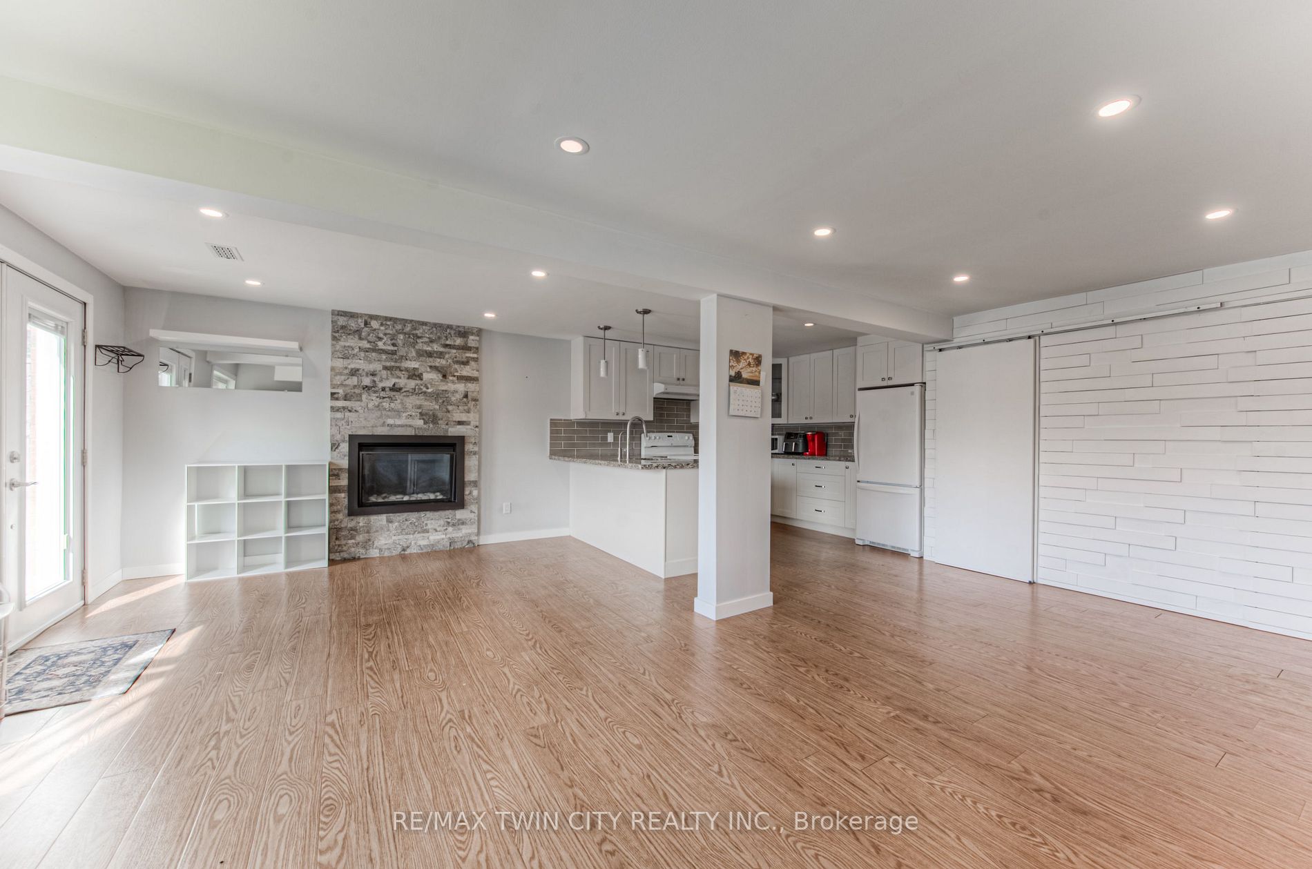 40 Ebydale Drive
