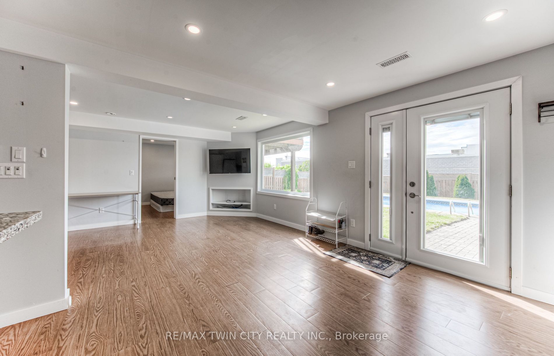 40 Ebydale Drive