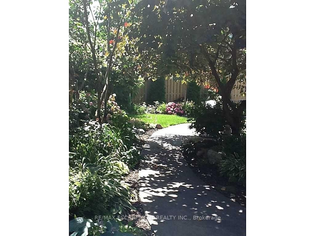 35 Palmer Rd