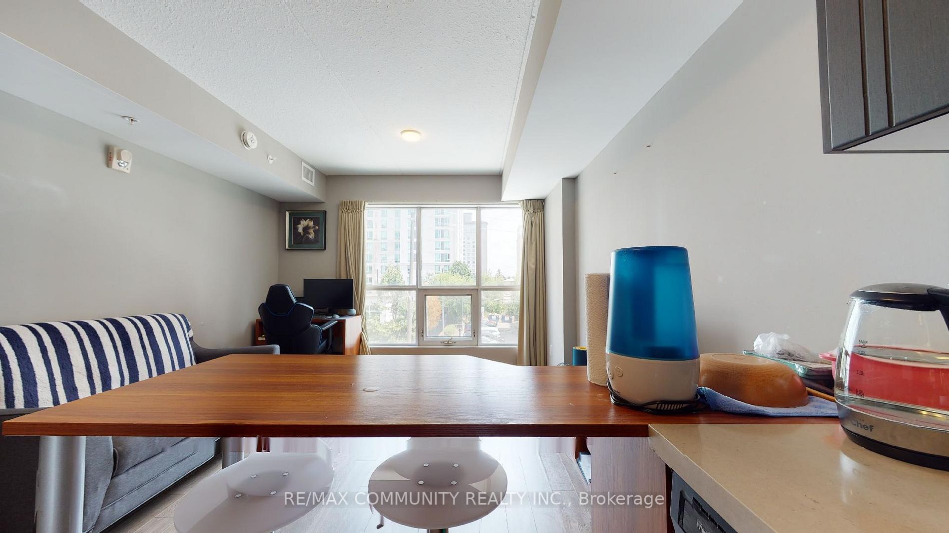 321 Spruce Street, #303