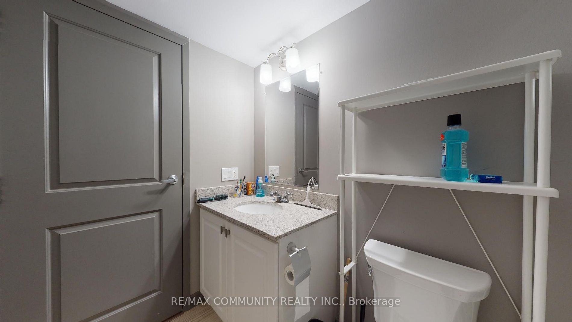 321 Spruce Street, #303