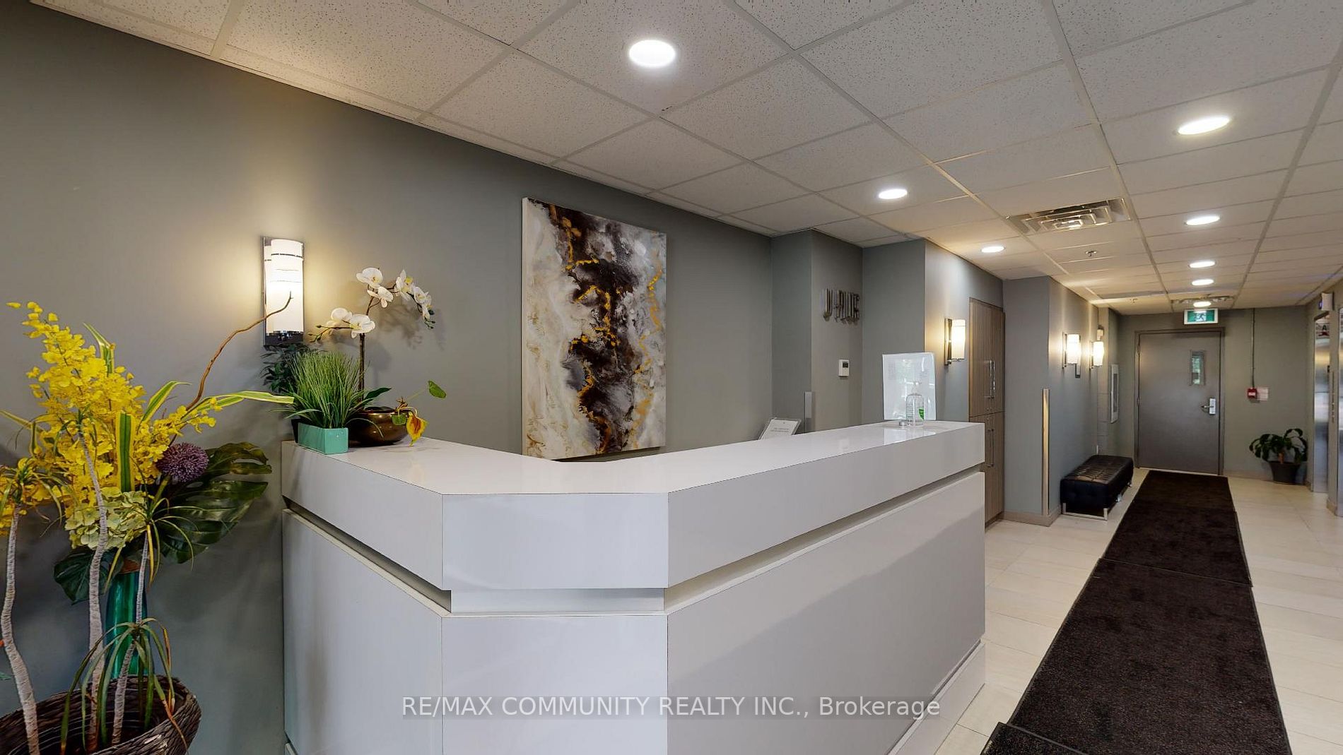 321 Spruce Street, #303