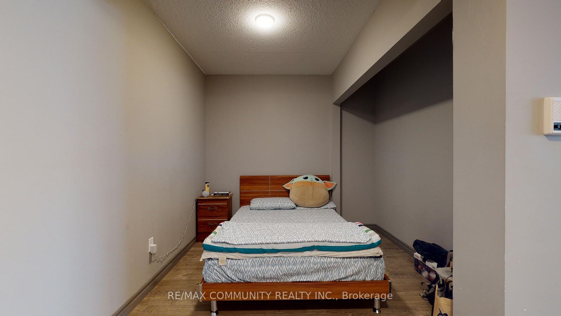 321 Spruce Street, #303