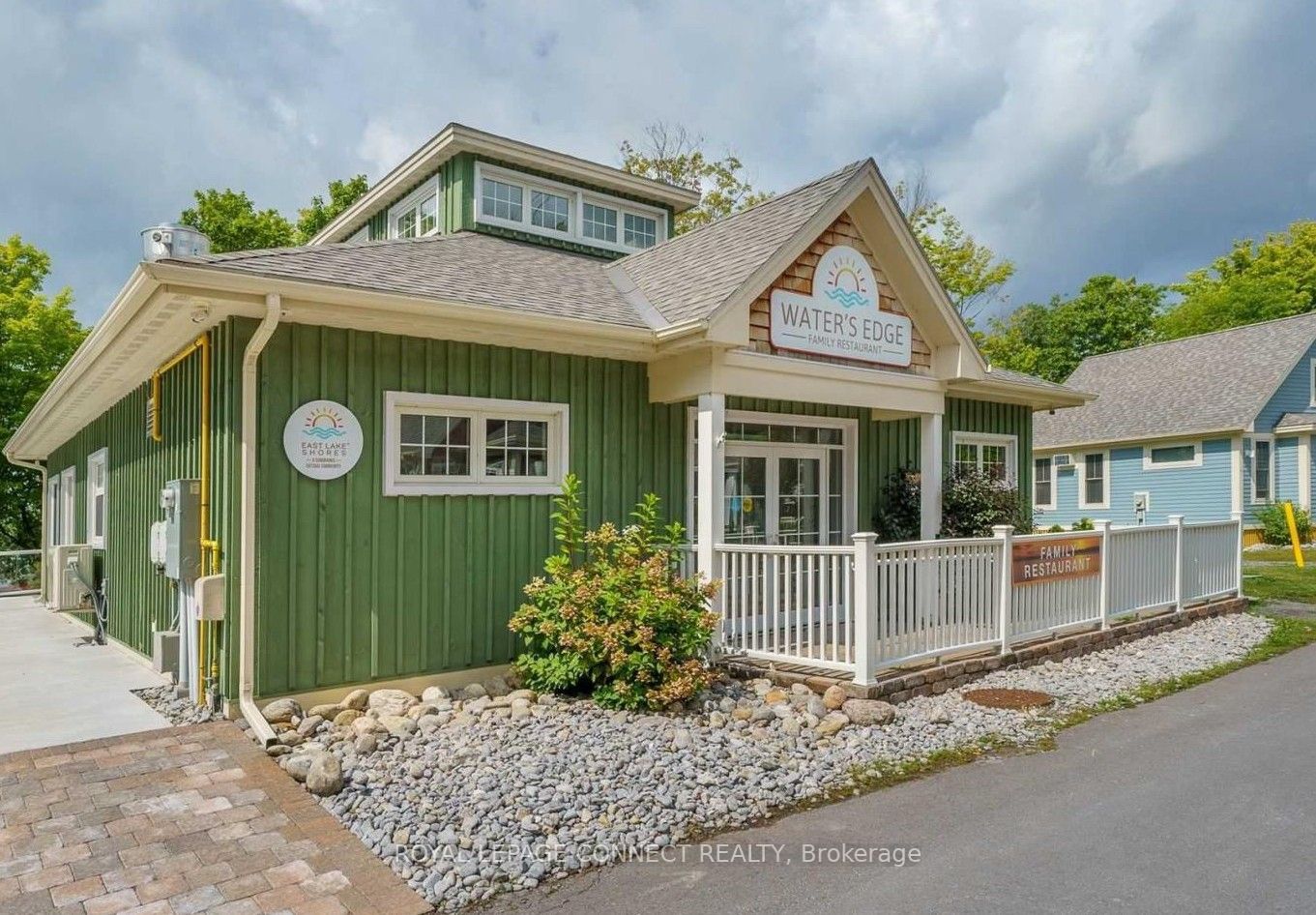 11 Hollow Lane, #219