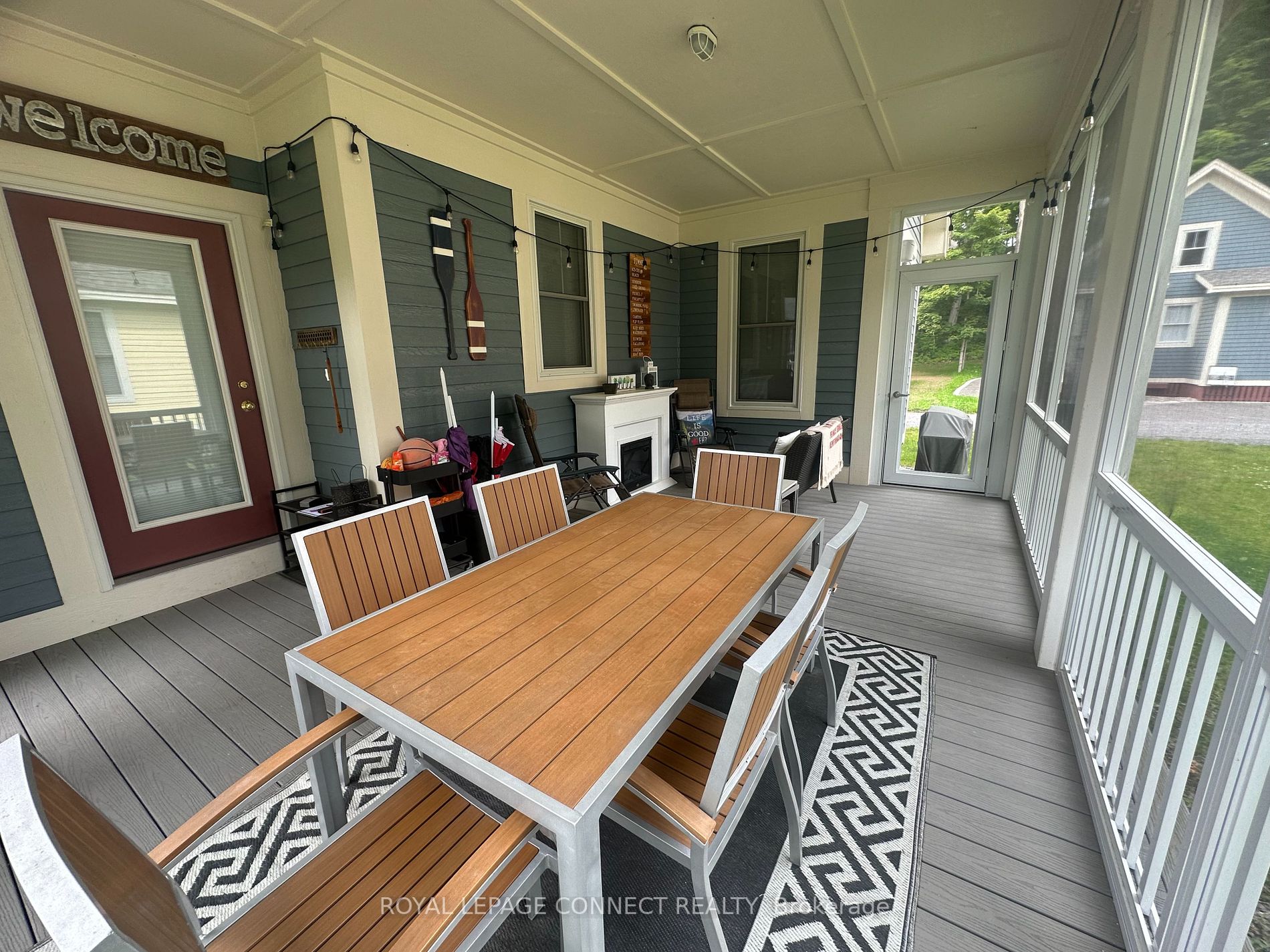 11 Hollow Lane, #219
