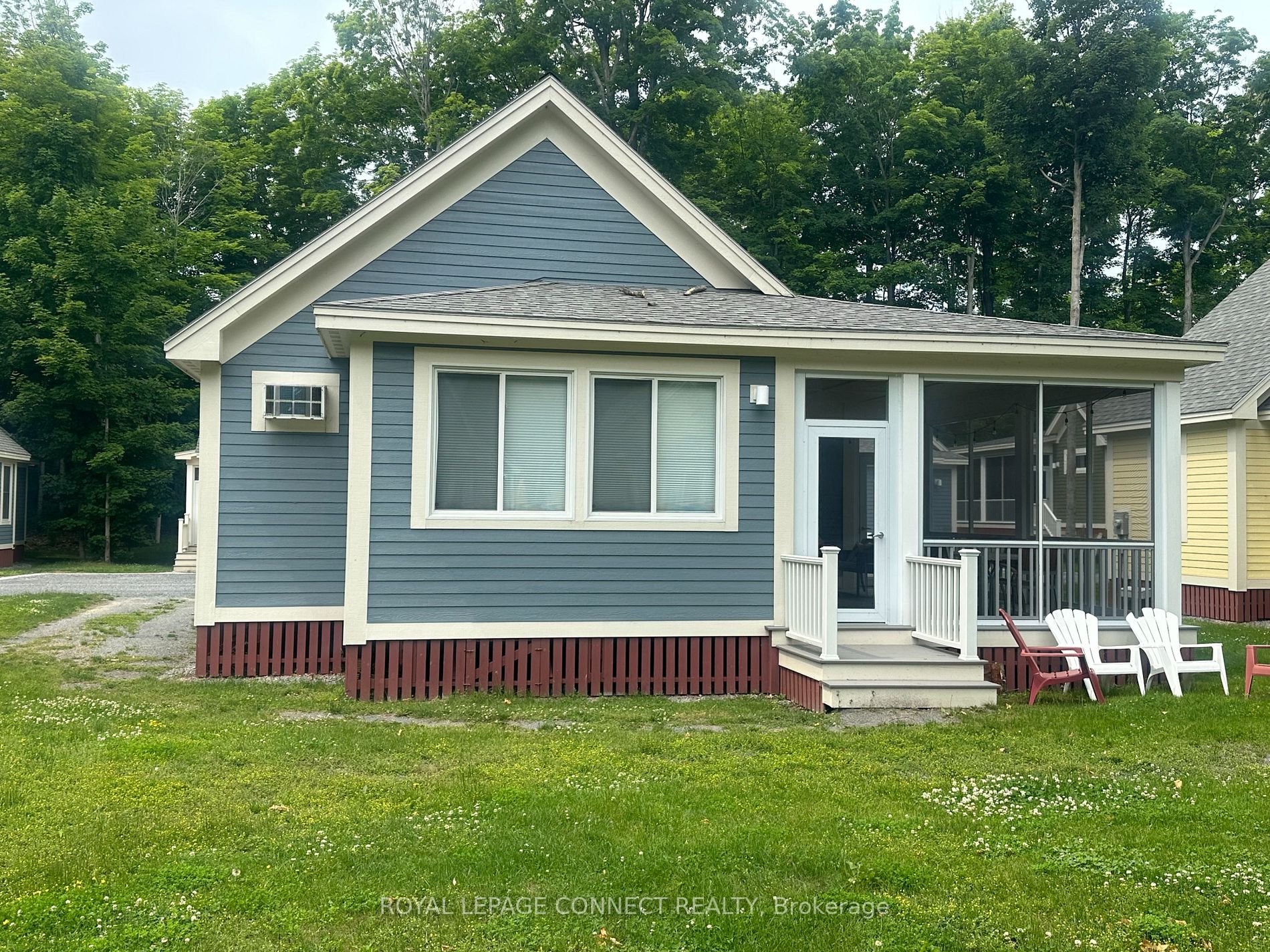 11 Hollow Lane, #219