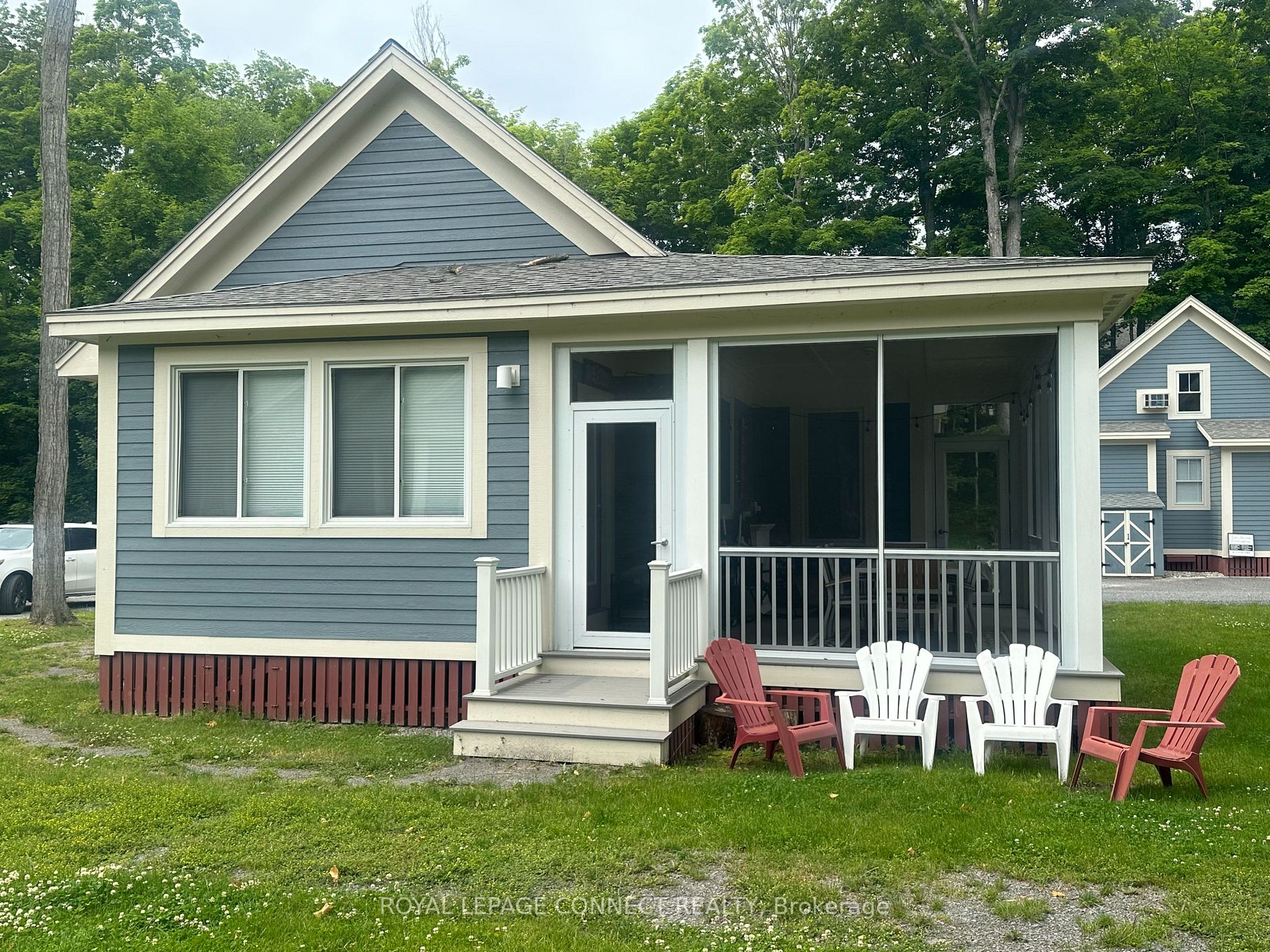 11 Hollow Lane, #219
