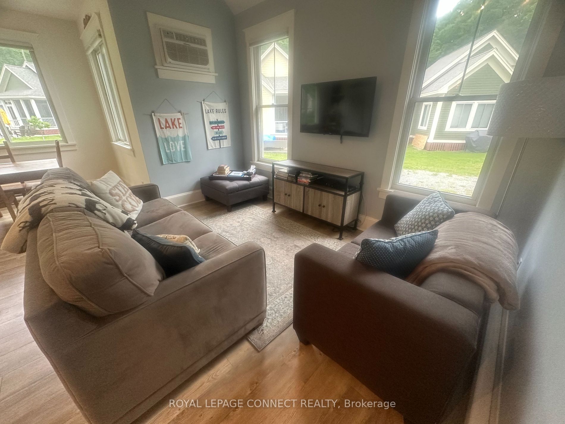 11 Hollow Lane, #219
