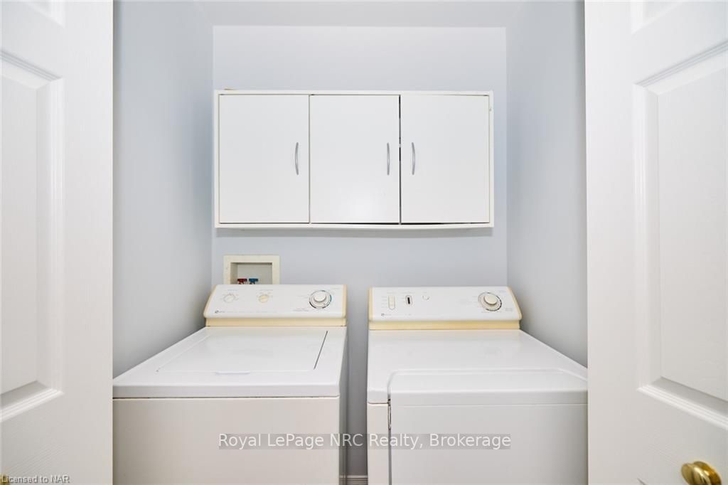 35 Wentworth Dr, #9