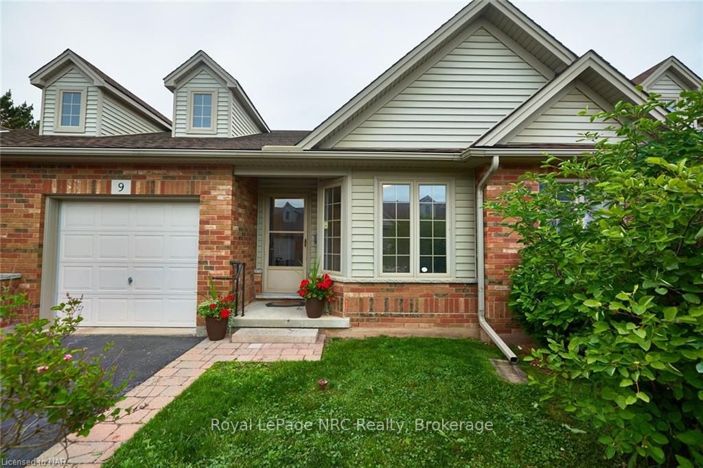 35 Wentworth Dr, #9
