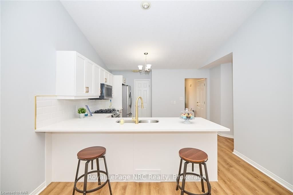 35 Wentworth Dr, #9