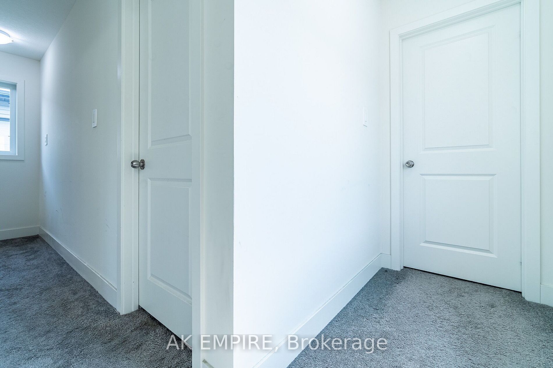 1604 Capri Cres