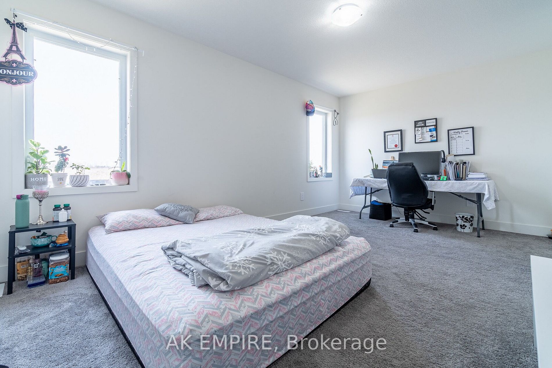1604 Capri Cres