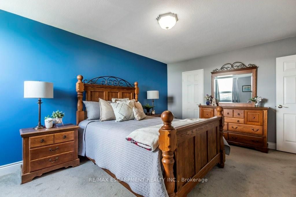 500 Green Road, #705