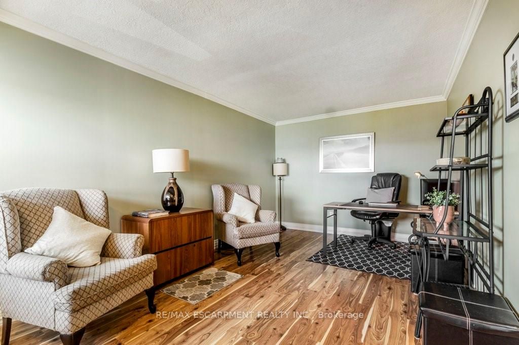 500 Green Road, #705