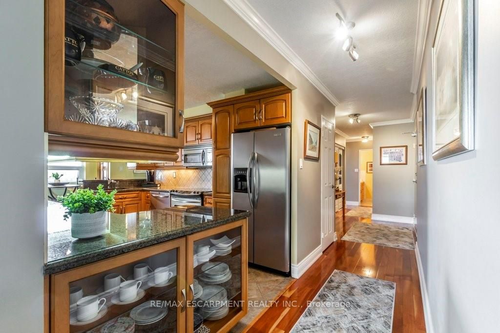 500 Green Road, #705